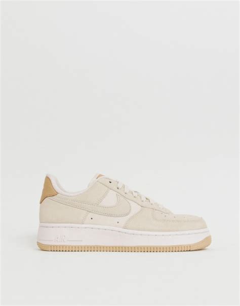 nike air force 1'07 sneaker aus wildleder in gebrochenem weiß|Nike Air Force 1 07 kaufen.